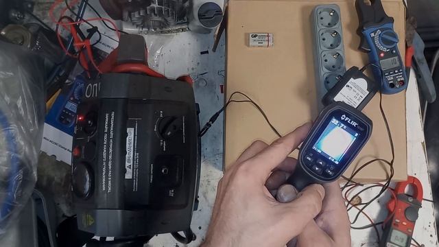 Токовые клещи СЕМ DT-338 измерение тока утечки АКБ автомобиля в миллиамперах. смотреть онлайн