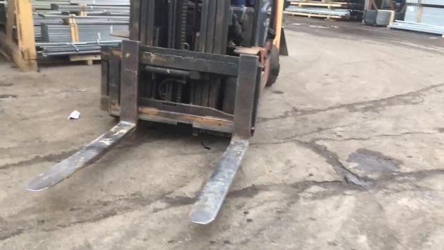 Погрузчик DOOSAN D30S-5 вилочный (дизельный)