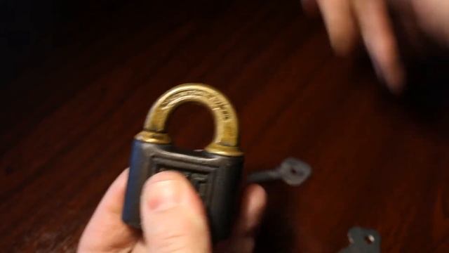 Старинные навесные замки смотреть онлайн