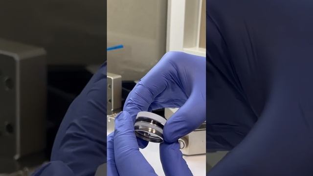 Лазерная голова не режет? Ищите решение? Смотрите видео, как надо и как не надо менять линзы. смотреть онлайн
