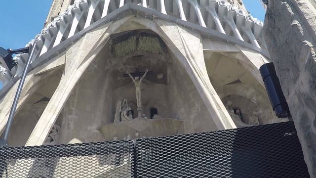 Barcelona, La Sagrada Familia, Arena Monumental, Gaudi/Барселона, Собор Святого семейства, Гауди смотреть онлайн