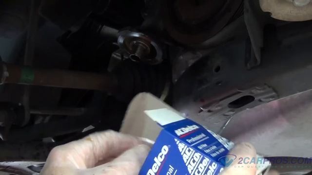 Oil Change & Filter Replacement 2003-2007 Saturn Vue смотреть онлайн