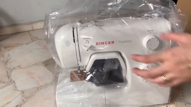 Unboxing and review sewing machine Singer 2259 смотреть онлайн