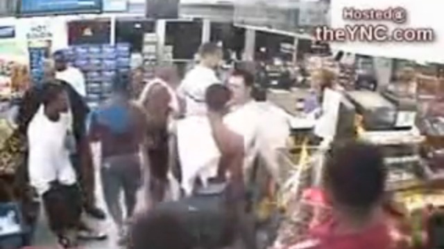 Драка в супермаркете смотреть онлайн