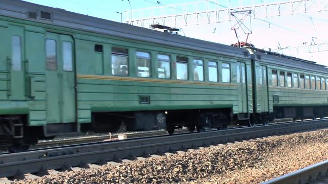 ЭЛЕКТРОПОЕЗД ЭД2Т-0026 СТАНЦИЯ ЧЕХОВ