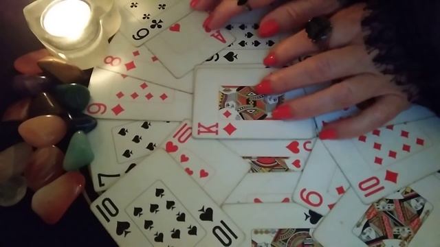 ЧТО В БЛИЖАЙШЕЕ ВРЕМЯ БУДЕТ ПРОИСХОДИТЬ В ОТНОШЕНИЯХ КРЕСТОВОГО КОРОЛЯ И ЧЕРВОВОЙ ДАМЫ... смотреть онлайн