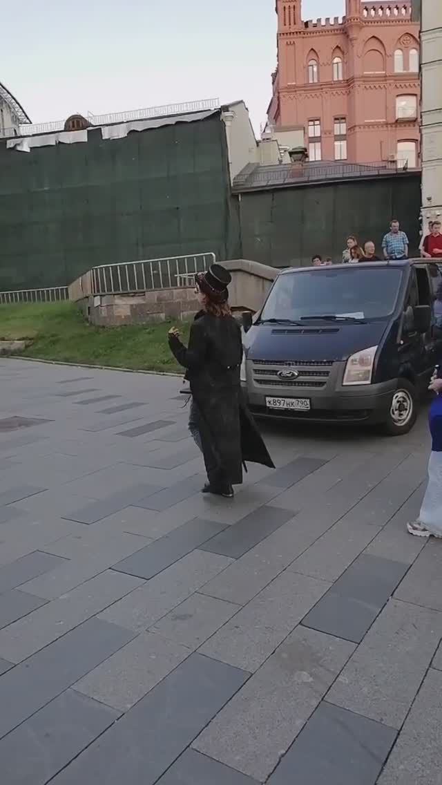 ... смотреть онлайн