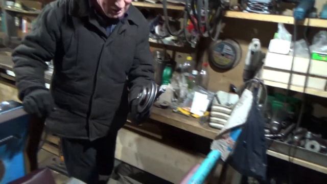Самодельный бортоповоротный минитрактор и бензоциркулярка смотреть онлайн