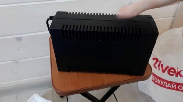 Распаковка - ИБП CyberPower UTC 650E