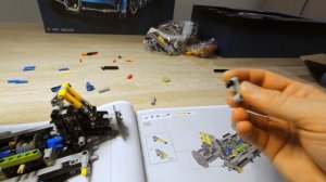 LEGO 42083 Technic Bugatti Chiron LIVE Build Part 1