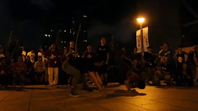 Housequake vol.39 ( 2 on 2 ) - feat.Capoeira Mandinga смотреть онлайн