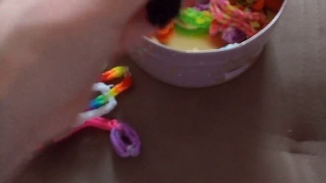 почему я так долго не снимала видео? мои поделки из резинок смотреть онлайн