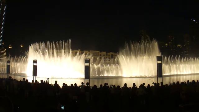 Танцующий Фонтан Дубай 2012. Музыкальный Фонтан 2012 смотреть онлайн