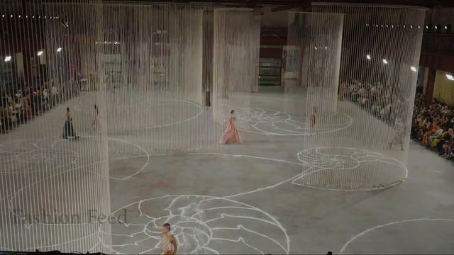 Ulla Jonhson Spring/Summer 2024 New York смотреть онлайн