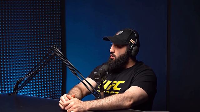 Бойцы Хардкора Про Хамзата Чимаева/ Хочу с ним встретиться смотреть онлайн