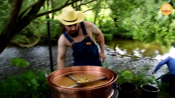 "Приключения в стиле "Moonshiners""