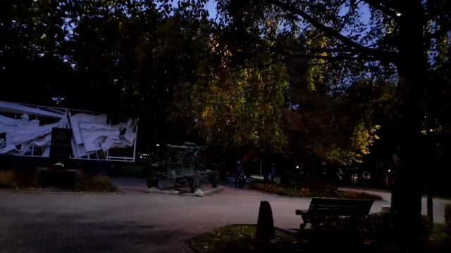 Москва 4056 Кировоградская улица от Южной до Пражской, парк 30-летия Победы ТЦ Columbus осень вече смотреть онлайн