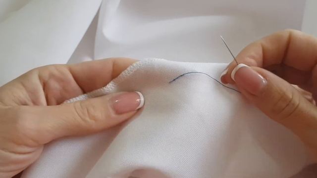 Прямая строчка вручную. Как шить простой шов руками. Шитье для начинающих