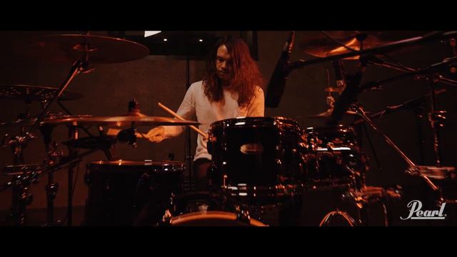Pearl Session Studio Select featuring Jesse Wang смотреть онлайн