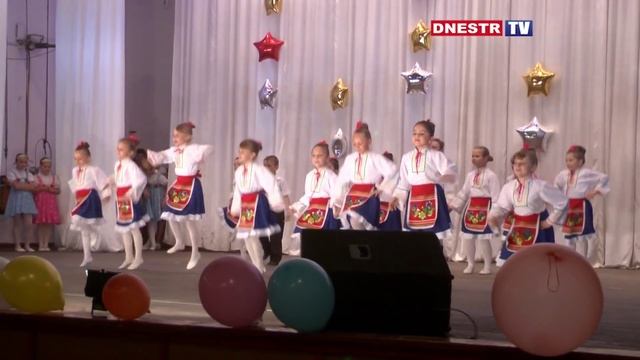 В РИТМЕ ТАНЦА смотреть онлайн