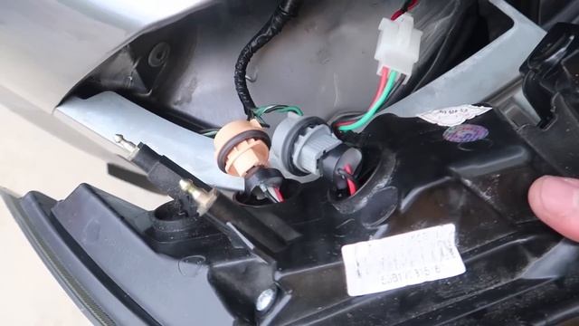 What to expect when installing Lancer aftermarket tail lights (VLAND Audi Style) смотреть онлайн