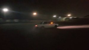 Ваз 2105 на Шеснаре . Дрифт по парковке . Сухой асфальт