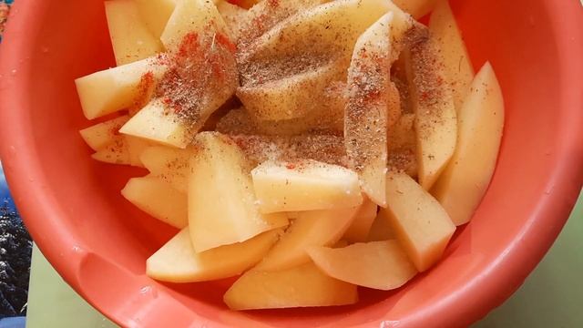 Картофель запеченный в духовке