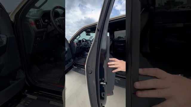 2022 Ford F-150 Raptor | Payne Edinburg CDJR | Edinburg, Texas смотреть онлайн