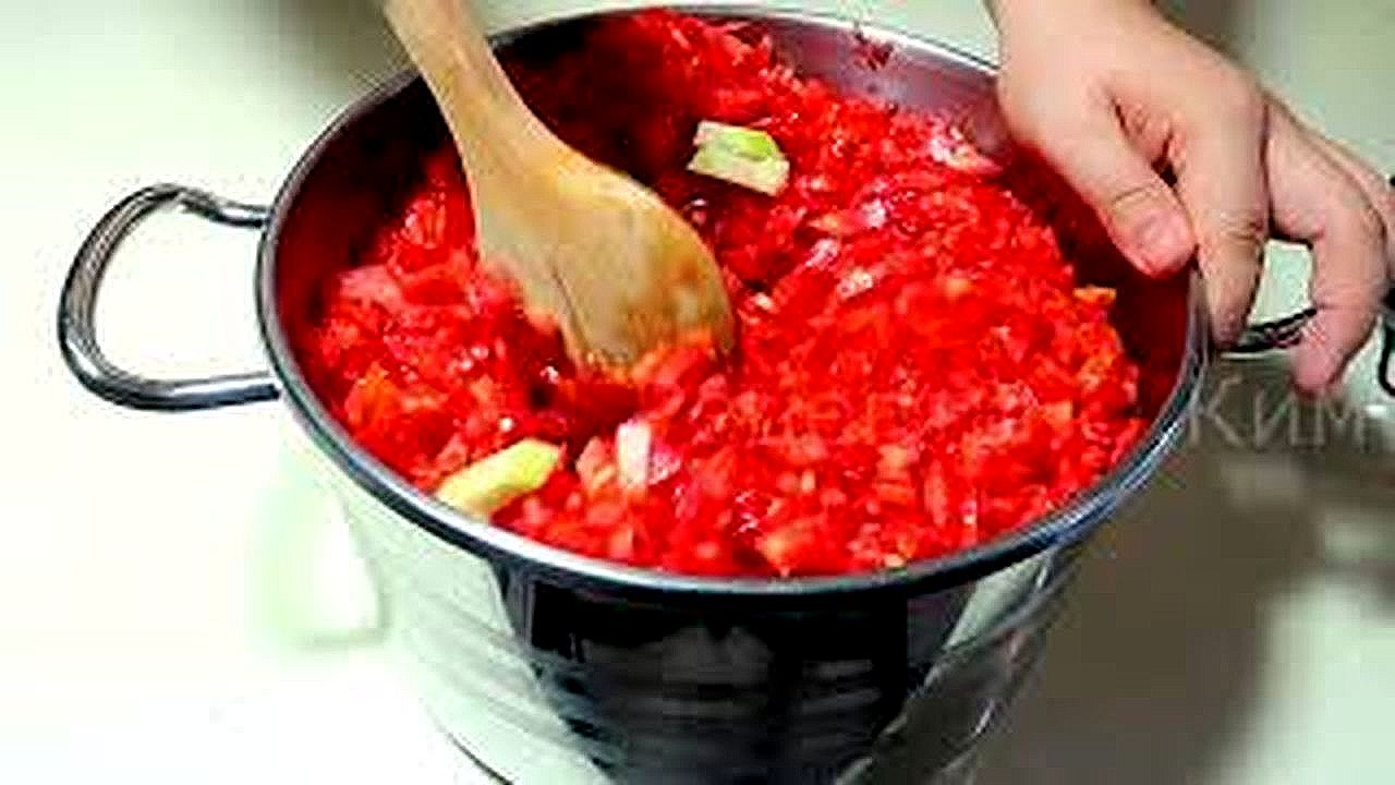 Лучший рецепт домашнего КЕТЧУПА. Возьмите ТОМАТЫ И ЯБЛОКИ и сделайте идеальную заготовку на зиму смотреть онлайн