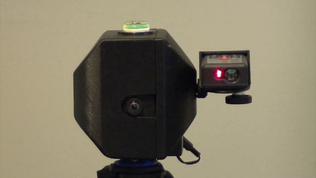 Auto-Measure demonstration with Bosch GLM 100C смотреть онлайн