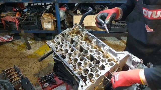 MERCEDES BENZ SLK KOMPRESSOR Daños de Culata Desarmar Motor Engine Tear Down смотреть онлайн