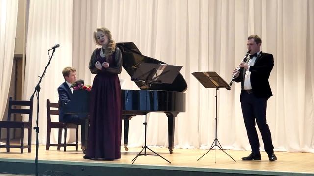 ВАЛЕНТИНА МОИСЕЕВА, "КОЛЫБЕЛЬНАЯ ДЛЯ МАМЫ", муз. В. Хвойницкого, сл. Д. Костюрина – смотреть онлайн