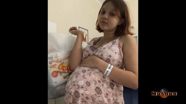 Забеременевшая в 13 лет Дарья Суднишникова родила девочку смотреть онлайн