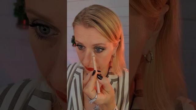 #лайфхак с белым налётом ? #макияж #tutorialmakeup смотреть онлайн