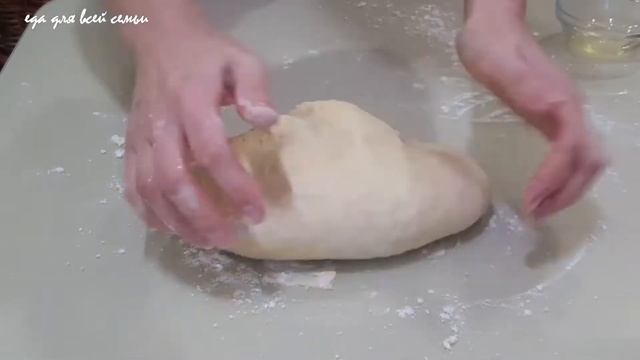 Сдобные булочки со штрейзелем или по простому булочки с посыпкой. Короткий видео рецепт смотреть онлайн