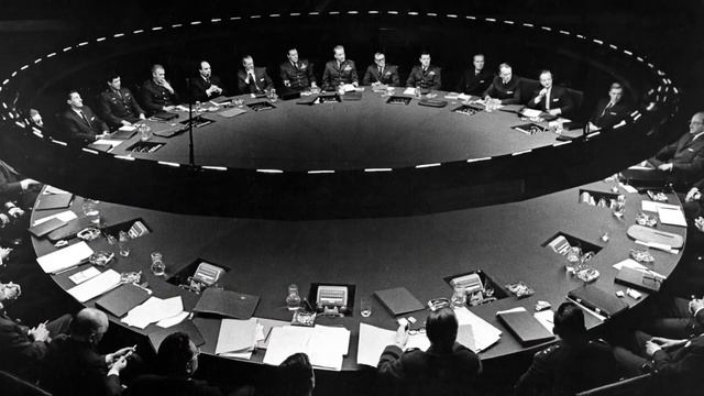 СКРЫТЫЙ СМЫСЛ QR-КОДА смотреть онлайн