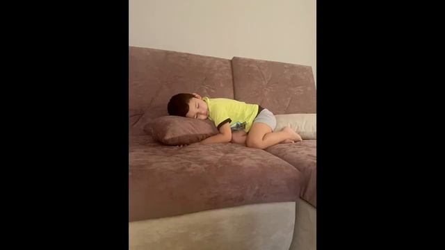Поздравление от детишек на день мамы😘Спасибо 🤗Люблю,вас❤️ смотреть онлайн