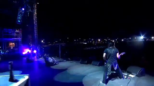 Brian Head Welch live @ one love for Chi concert. смотреть онлайн