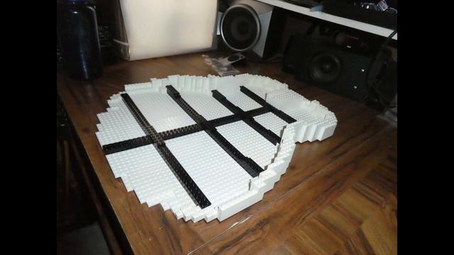 Lego Acoustic Guitar! Giving playing with Lego a whole new meaning. смотреть онлайн
