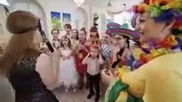 Выпускной 4 класс. Ресторан смотреть онлайн