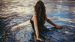 Hippie Sabotage - Boy Problems (feat. Izzy Bizu)
