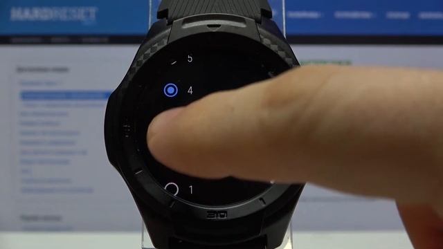 Как изменить яркость на Mobvoi TicWatch S2 / Уровень яркости дисплея смотреть онлайн