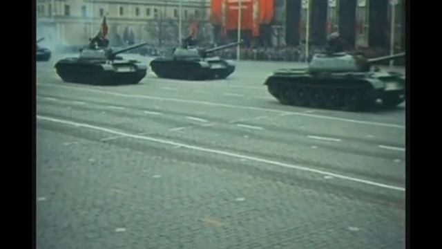 Soviet Military Parade | October Revolution Parade, 7 November 1957 смотреть онлайн