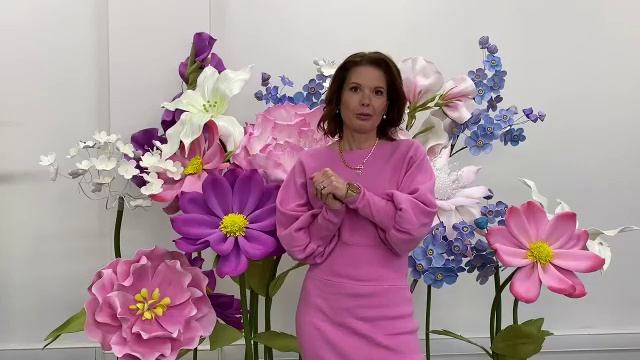 Никогда о таком не просила, но сейчас мне как никогда нужна ваша помощь! смотреть онлайн