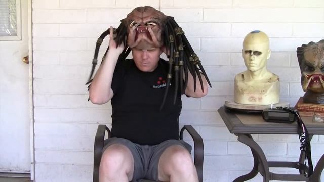 силиконовая анимационная маска хищника смотреть онлайн