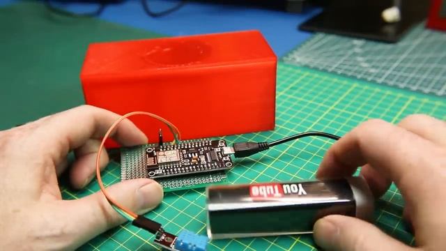 DIY Wireless Temp & Humidity Monitor With Text & Email Alerts смотреть онлайн