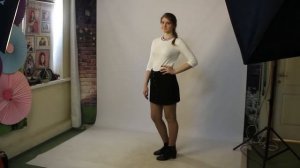 VLOG Алиса встала на ножки! Насте сделали ужасный макияж. Что мы купили в Эпицентре?)