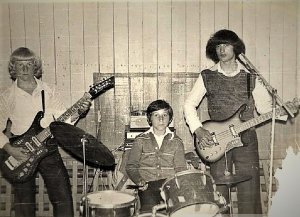 Танцплощадка ВИА из 70х.mp4