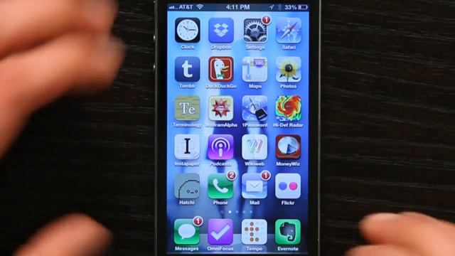 How to Change Your iPhone Screensaver From Black : Tech Yeah! смотреть онлайн