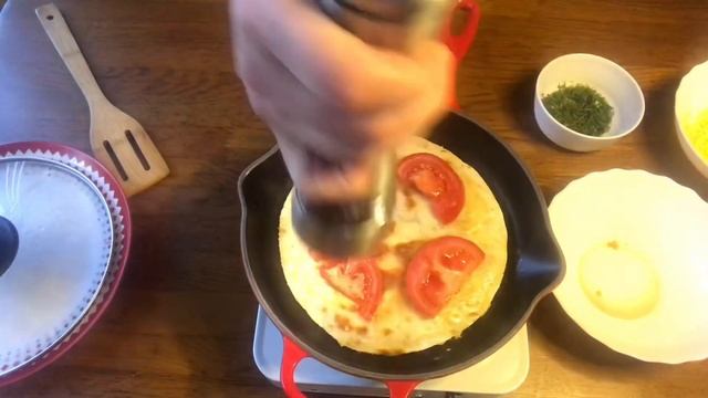 Быстрый завтрак- всё сложила в сковороду и на плиту. ИЗ ЛАВАША смотреть онлайн